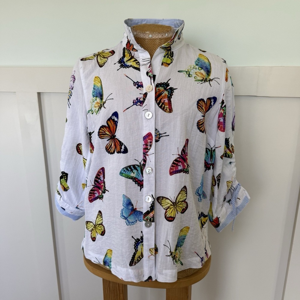 John Mark Butterfly Shirt Blouse XS PETITE Colorful 3/4 Sleeve Artsy Vibrant